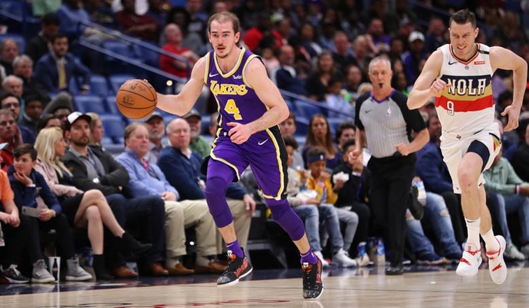 LeBron James vừa được cho nghỉ, cả Los Angeles Lakers đồng loạt thăng hoa! LeBron James vừa được cho nghỉ, cả Los Angeles Lakers đồng loạt thăng hoa!